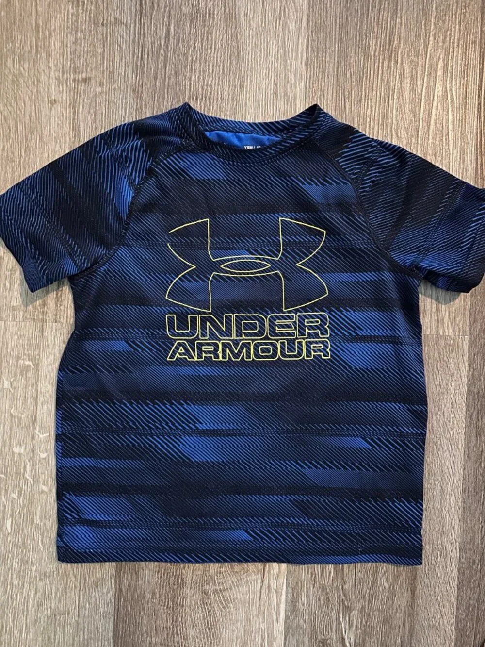 Under armour blue performance tshirt youth boy small